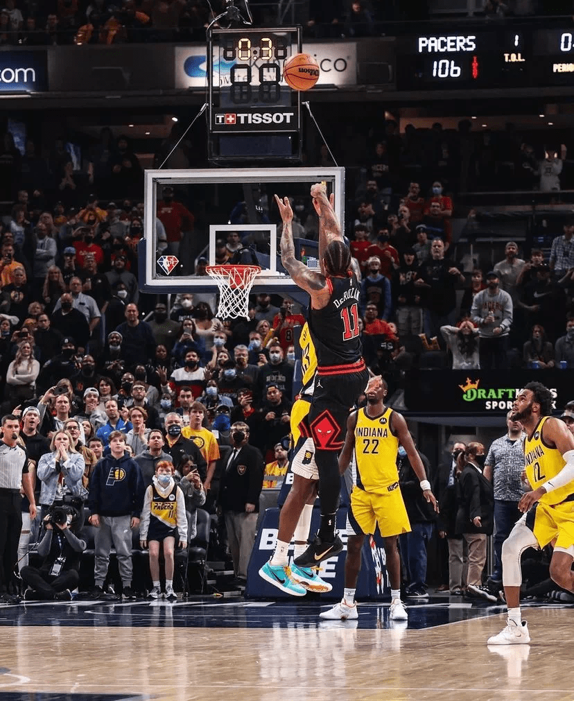 九游游戏网-雷霆对战森林狼g4全场回放